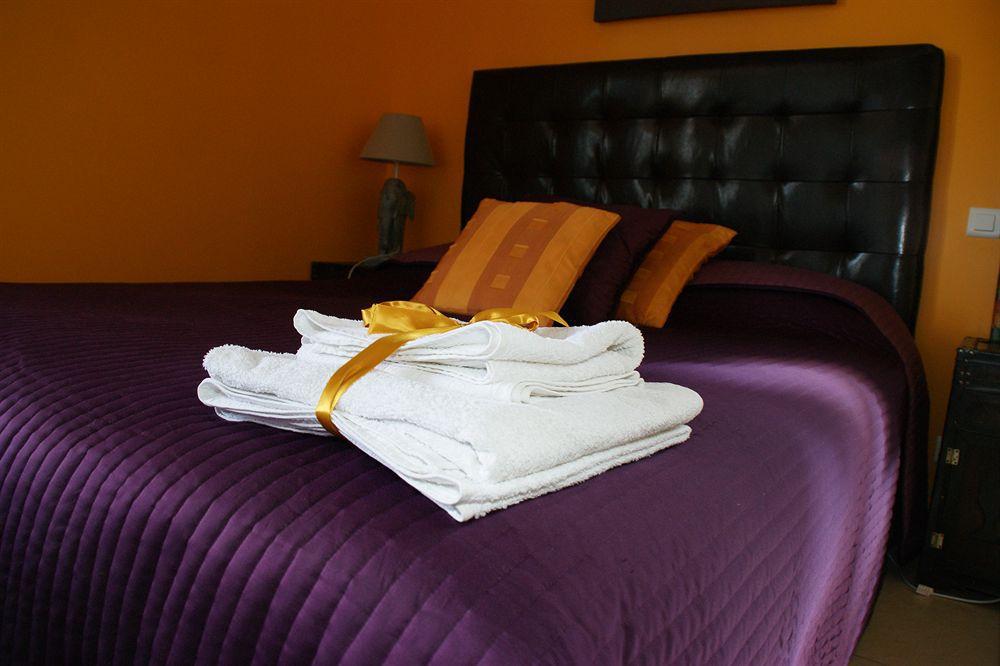 Chambre D'Hotes Domaine Le Castagne Auch Exterior photo